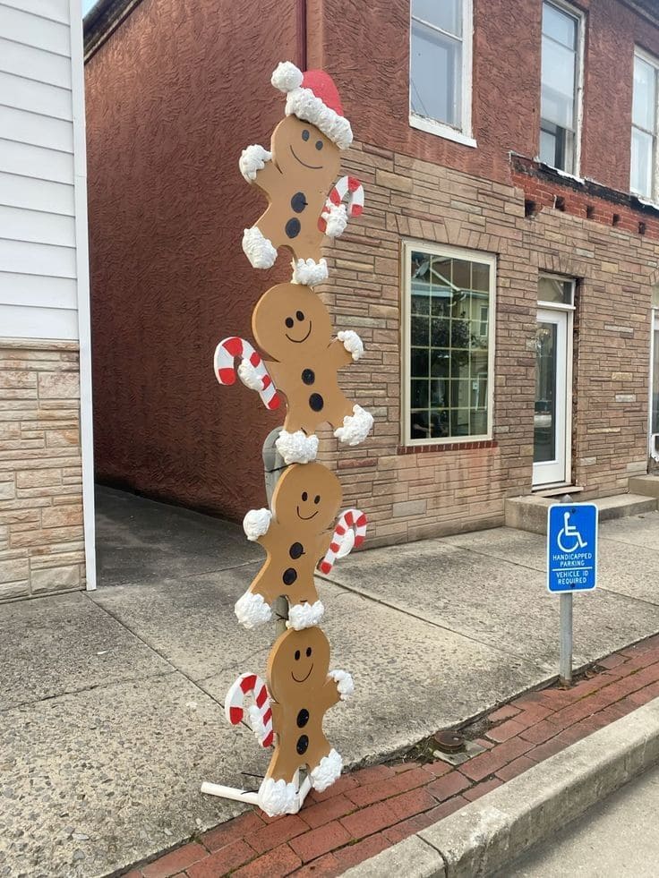 20 Christmas Yard Decor Ideas to Make Your Home Shine