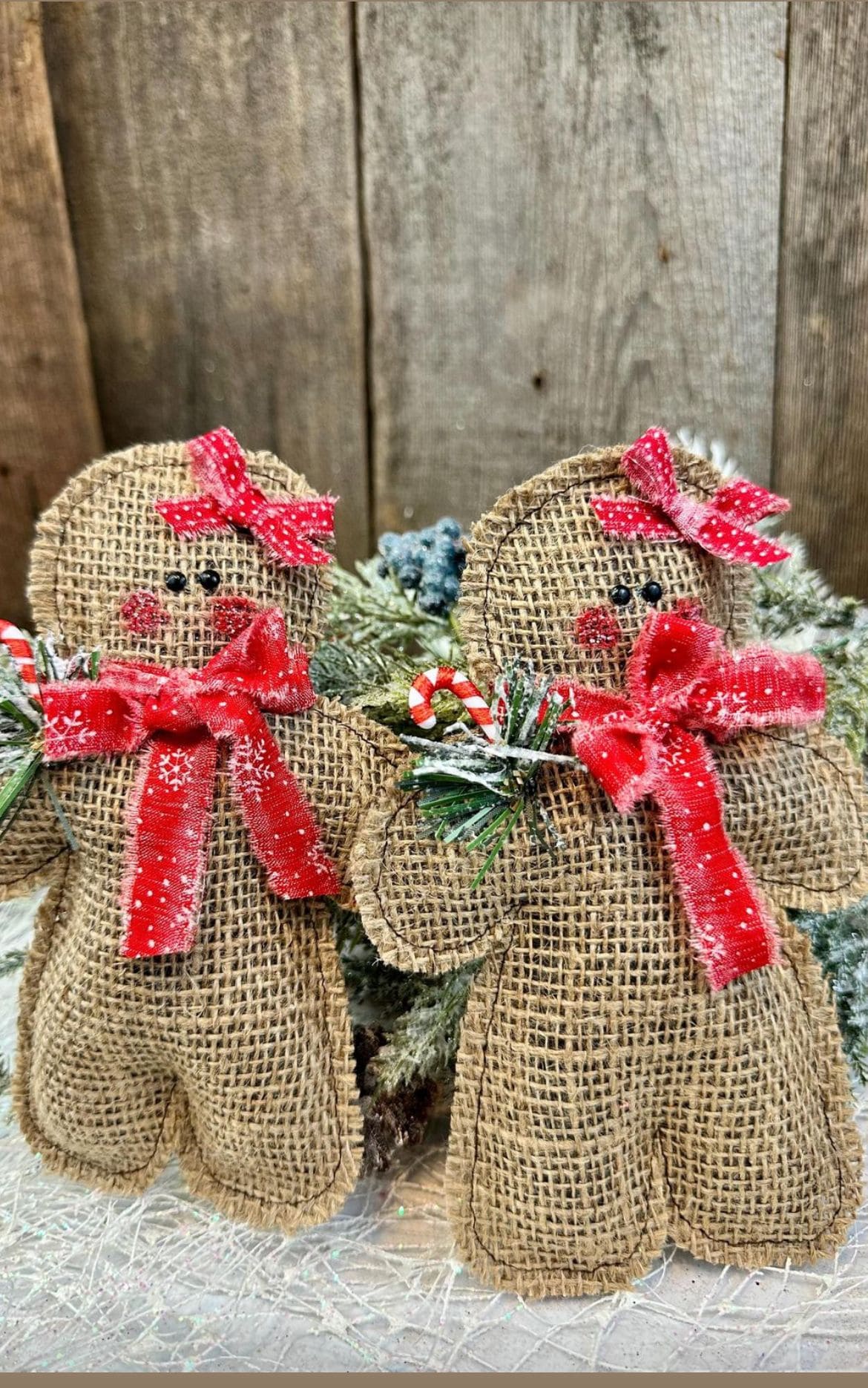Burlap Gingerbread Couple Decor