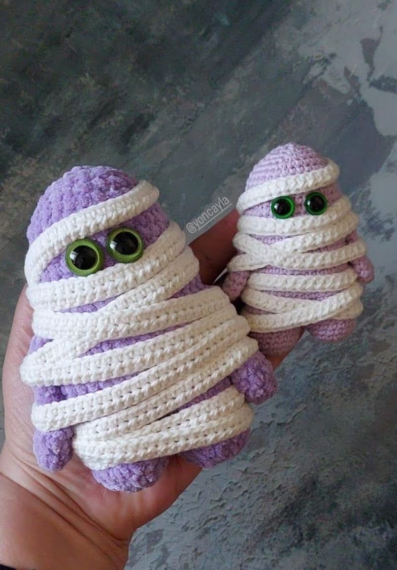 How to Crochet Your Own Cute Halloween Mummy