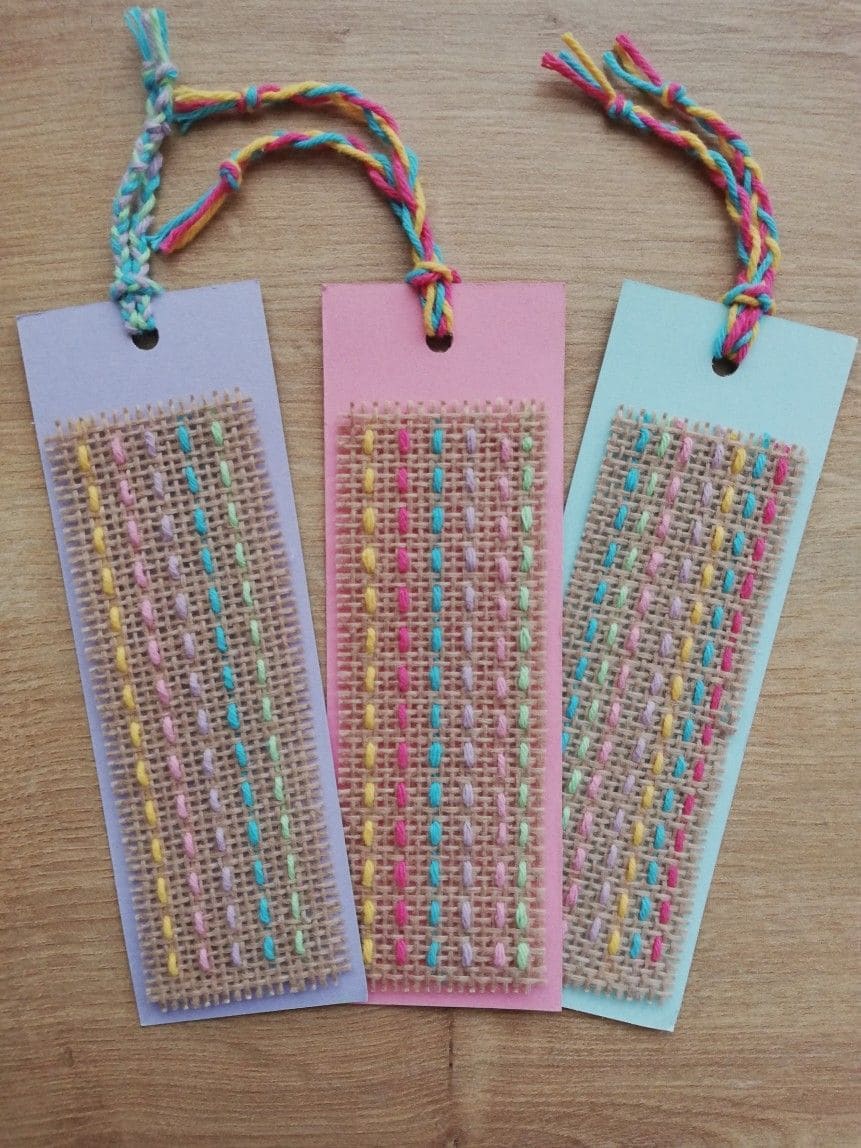 DIY Woven Yarn Bookmark