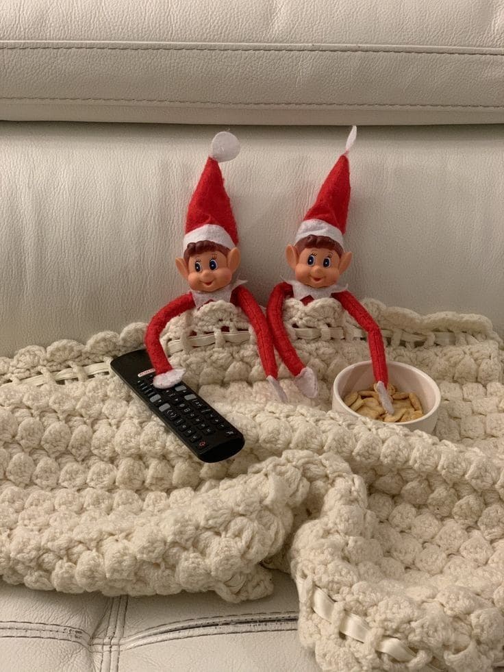 25 Hilarious Elf on the Shelf Ideas Crack Up the Whole Family Elf Movie Night