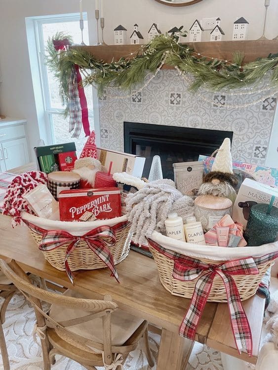 20 Beautiful Christmas Basket Decor Ideas You’ll Love