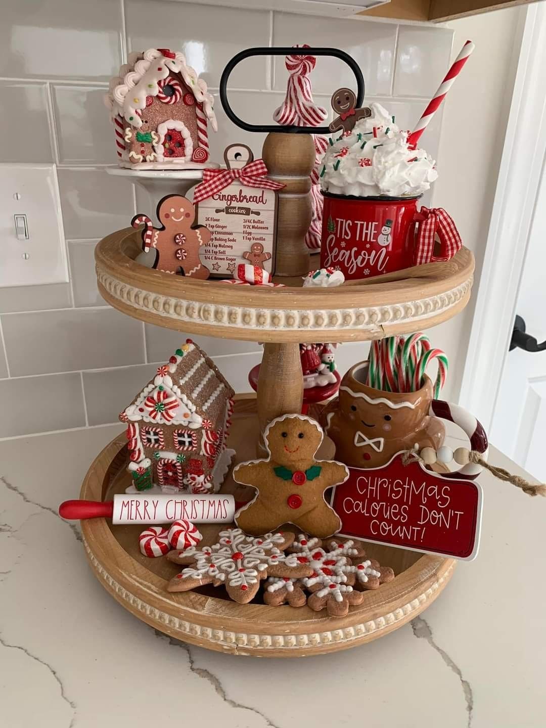 23 Gingerbread Decor Ideas That’ll Sweeten Your Holiday Season