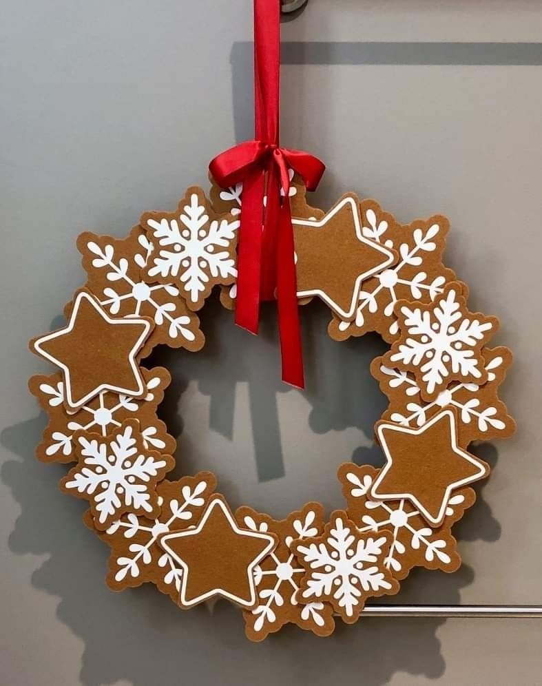 Gingerbread Star and Snowflake Wreath