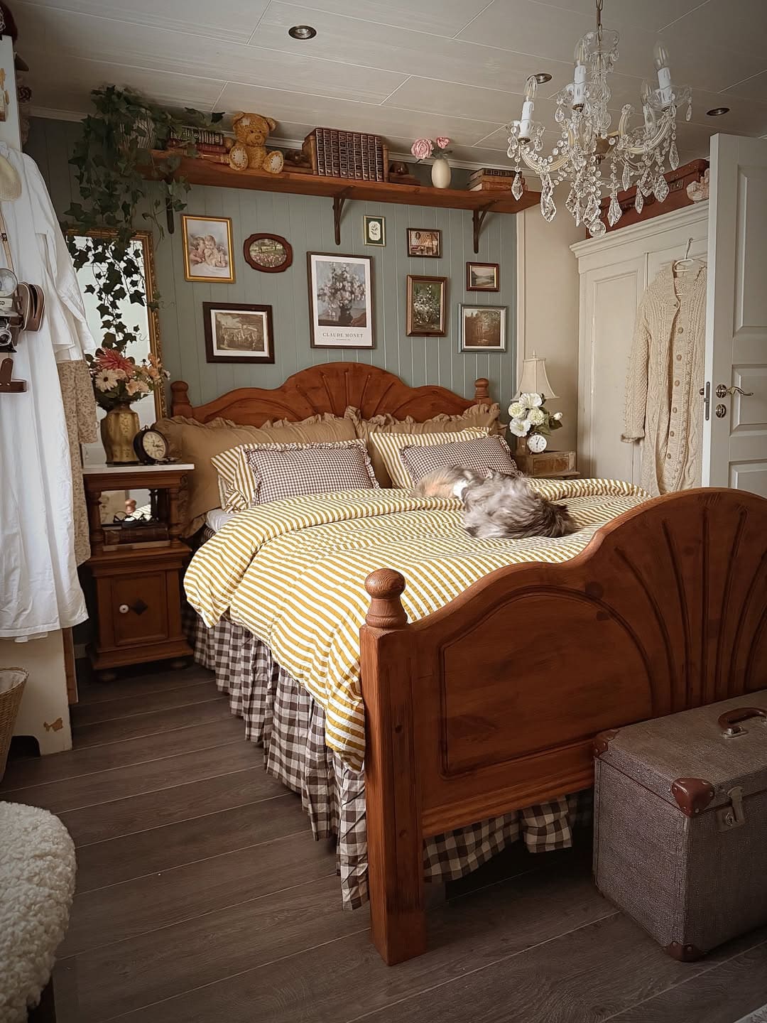Golden Gingham Cottage Bedroom
