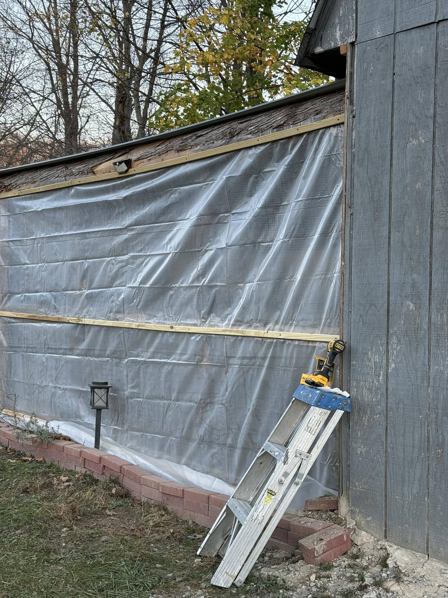 How to Weatherproof a Chicken Run with Shower Curtain Liners How to Weatherproof a Chicken Run with Shower Curtain Liners