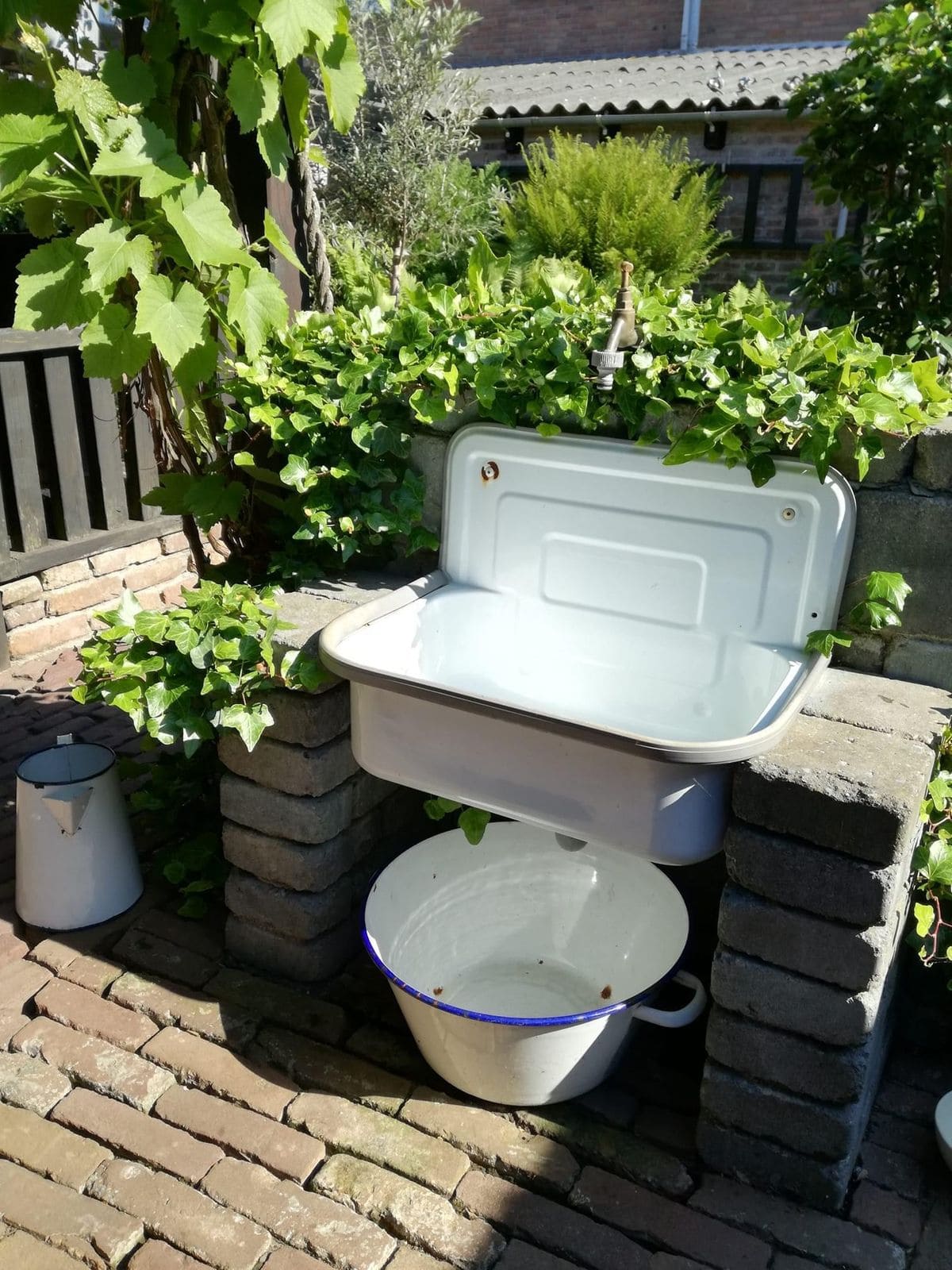 Rustic Brick Garden Wash Station