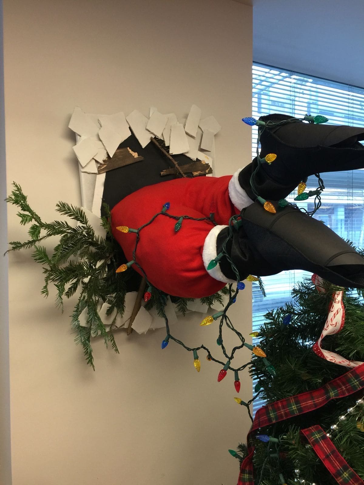 Santas Epic Crash Landing