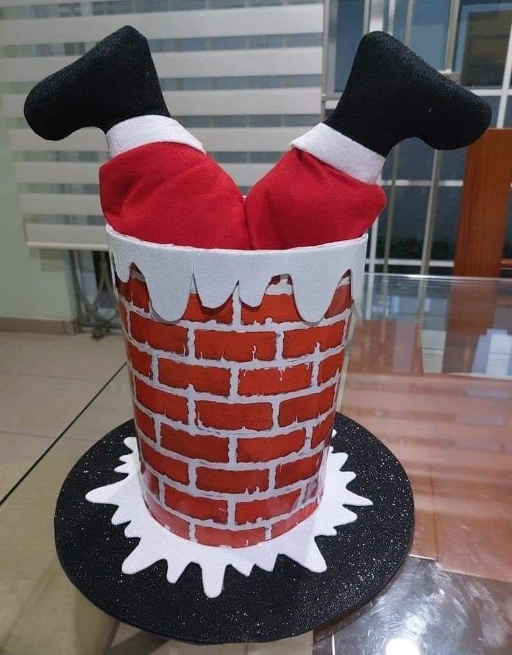 Stuck Santa Chimney Centerpiece