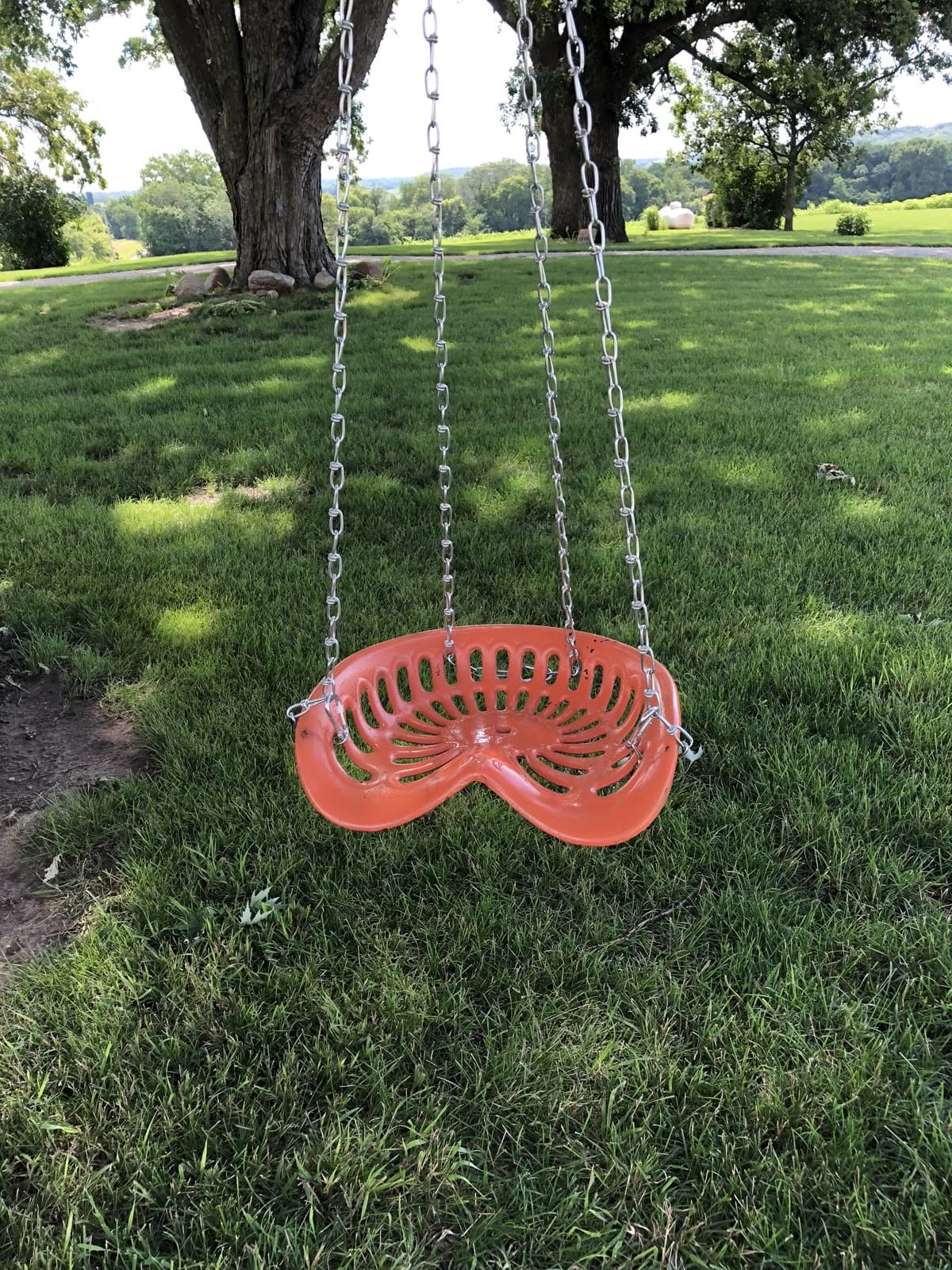 10 Creative Ways to Upcycle Old Tractors for Your Home Tractor Seat Hanging Swing