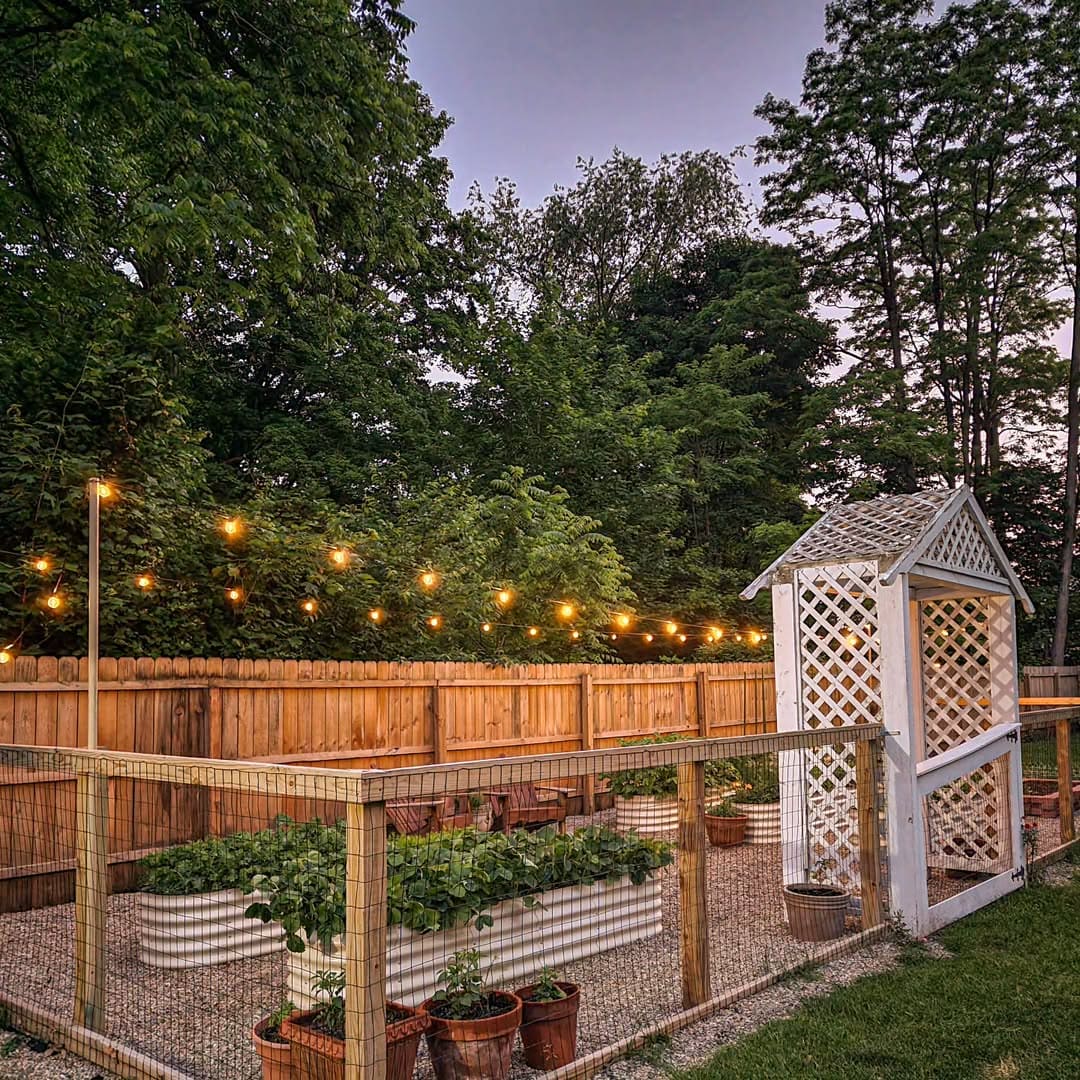 18 Homestead Garden Layout Ideas for Self-Sufficient Living 18 Homestead Garden Layout Ideas for Self-Sufficient Living