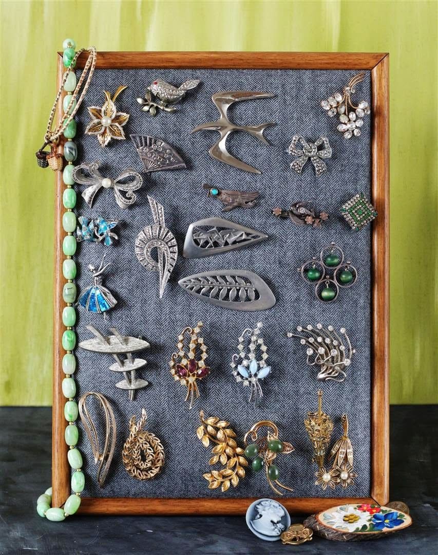 20 Unique Ways to Display Your Brooch Collection