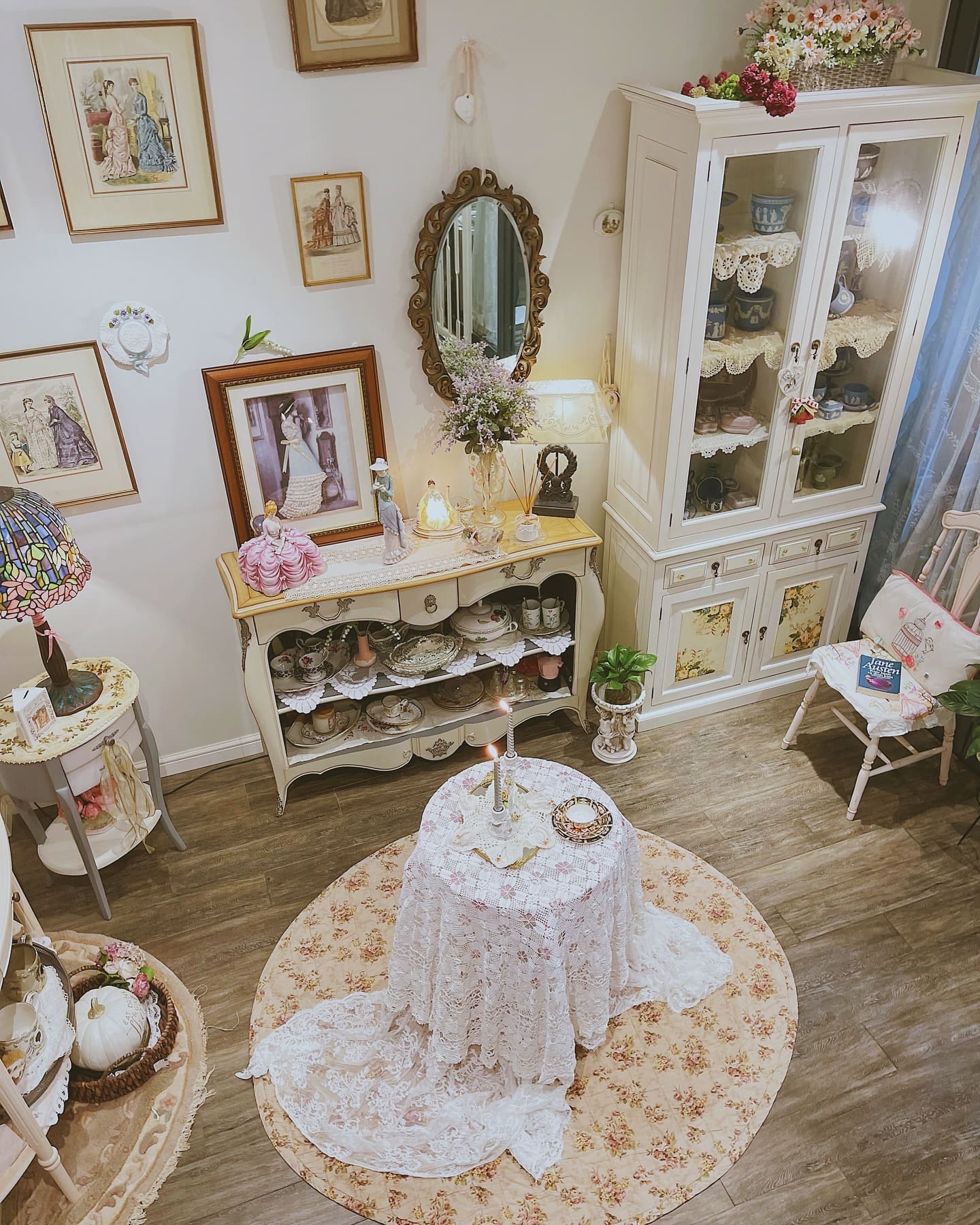 Vintage-Inspired Tea Corner