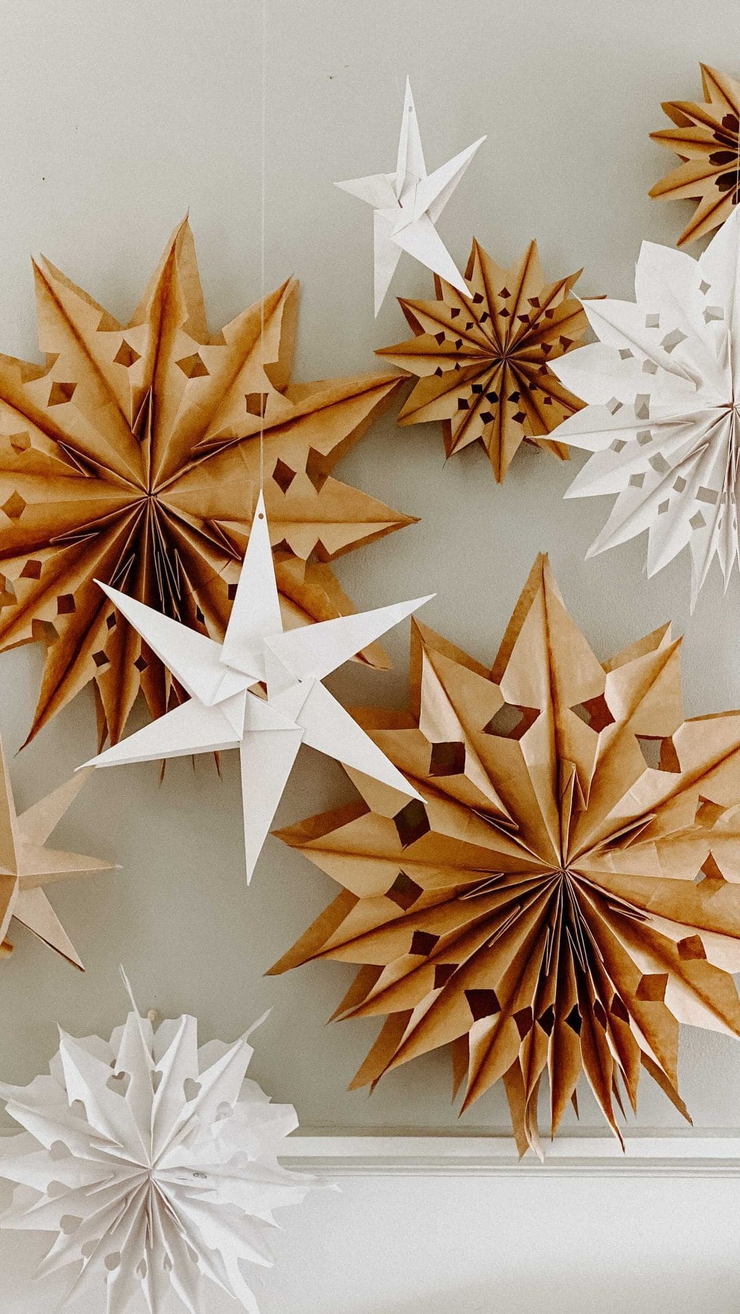 Brown Paper Starburst Wall Decor