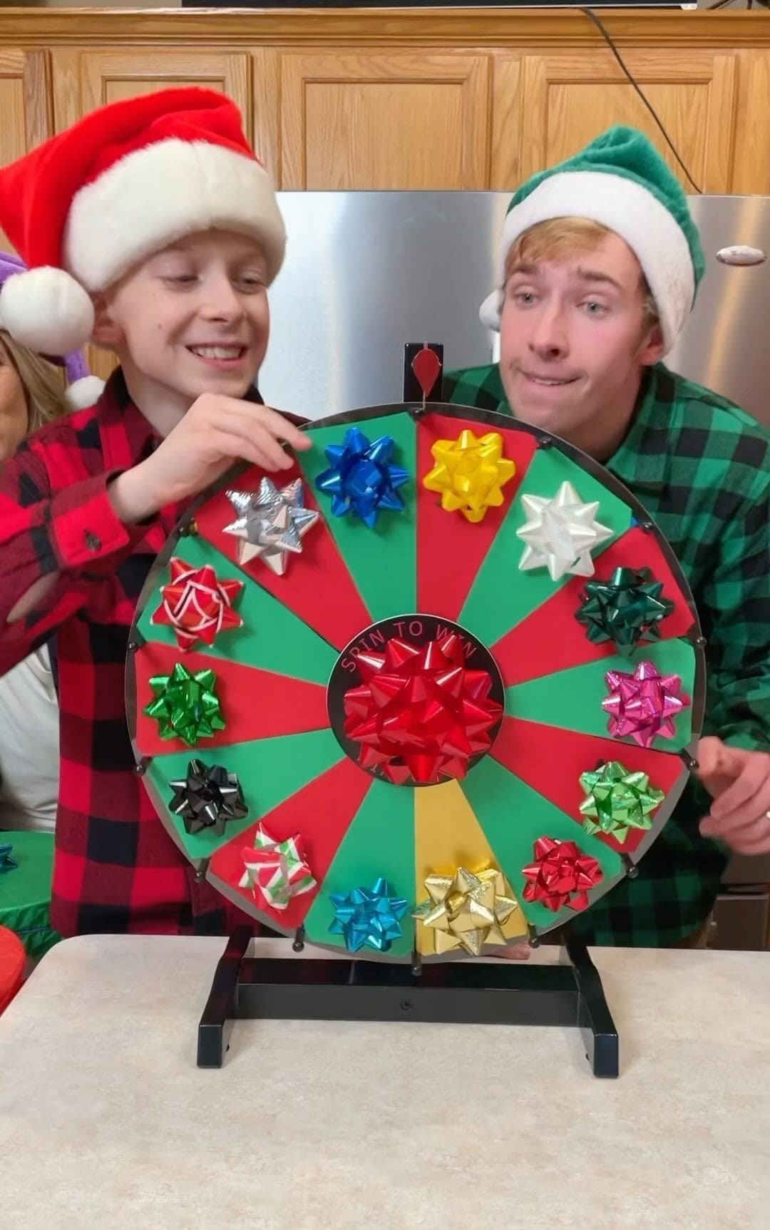 Christmas Spin-to-Win Wheel Game