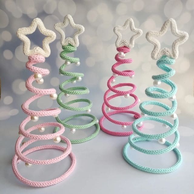 20 Lovely DIY Knitted Wire Craft Ideas You Must Try DIY Knitted Spiral Christmas Trees