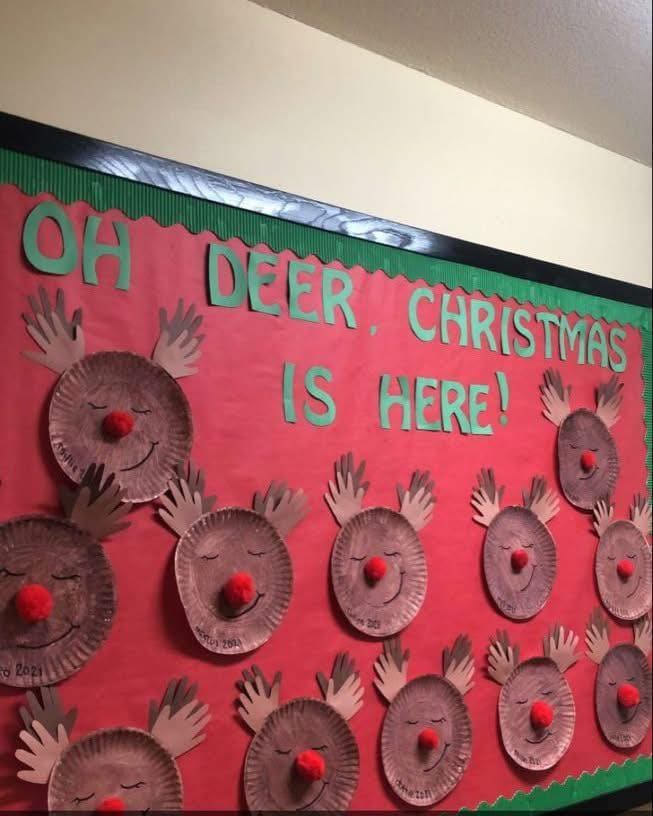 Deer Christmas Bulletin Board