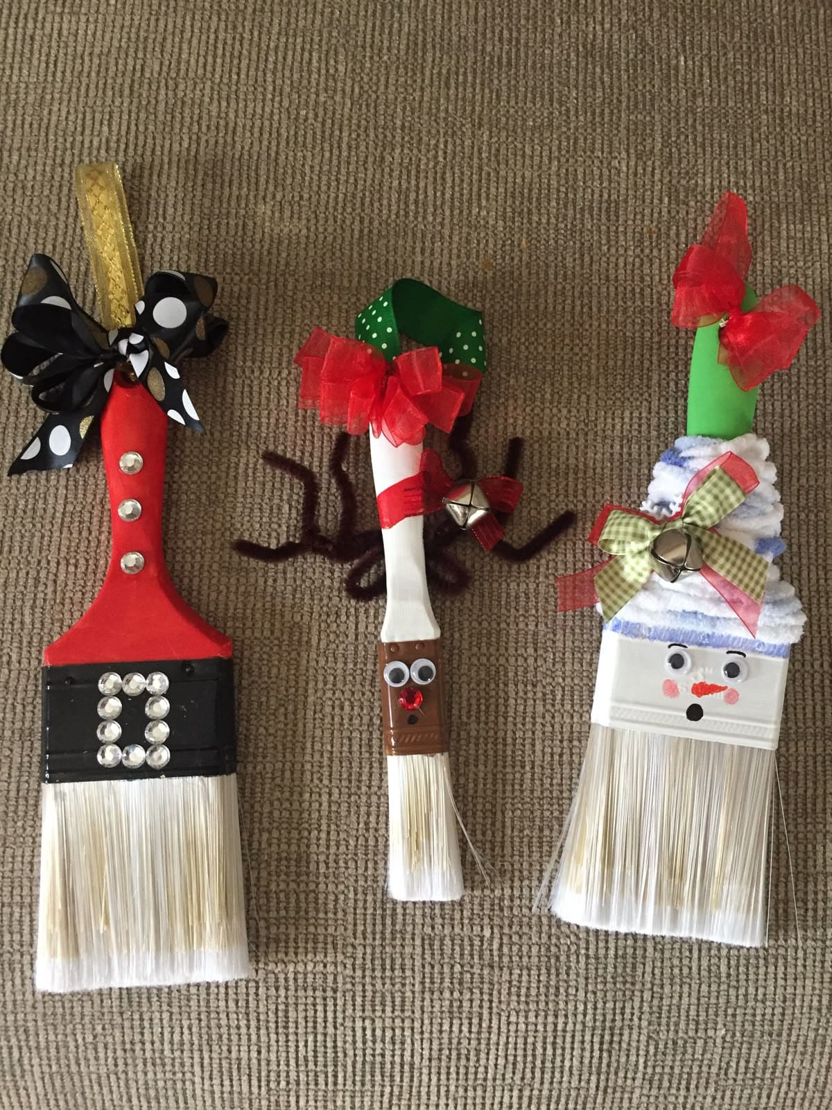 20 Brilliant Ways to Give Paint Brushes a Second Life Festive Paintbrush Character Trio