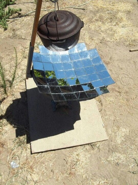 10 Brilliant Homemade Solar Generator Ideas for Free, Clean Power Hanging Mirror Tile Solar Cooker
