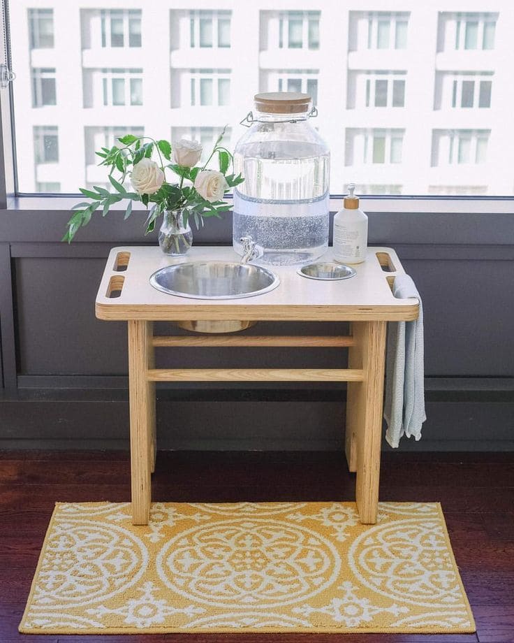 22 Brilliant Hand-Washing Station Ideas for Indoors & Outdoors Minimalist Balcony Hand-Wash Table