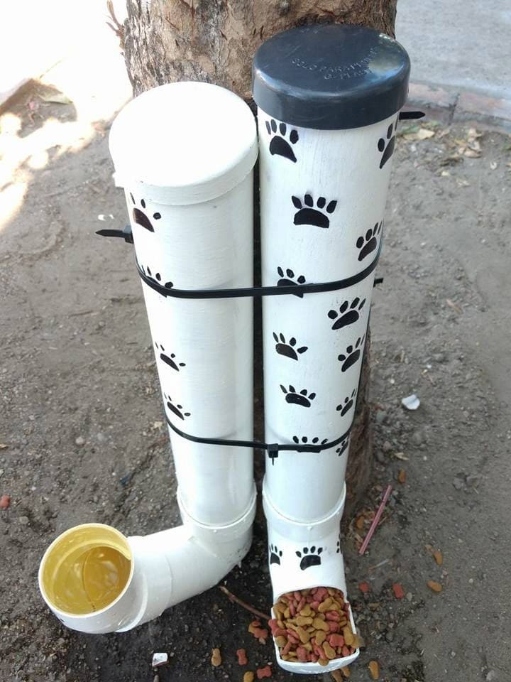 PVC Pet Feeder