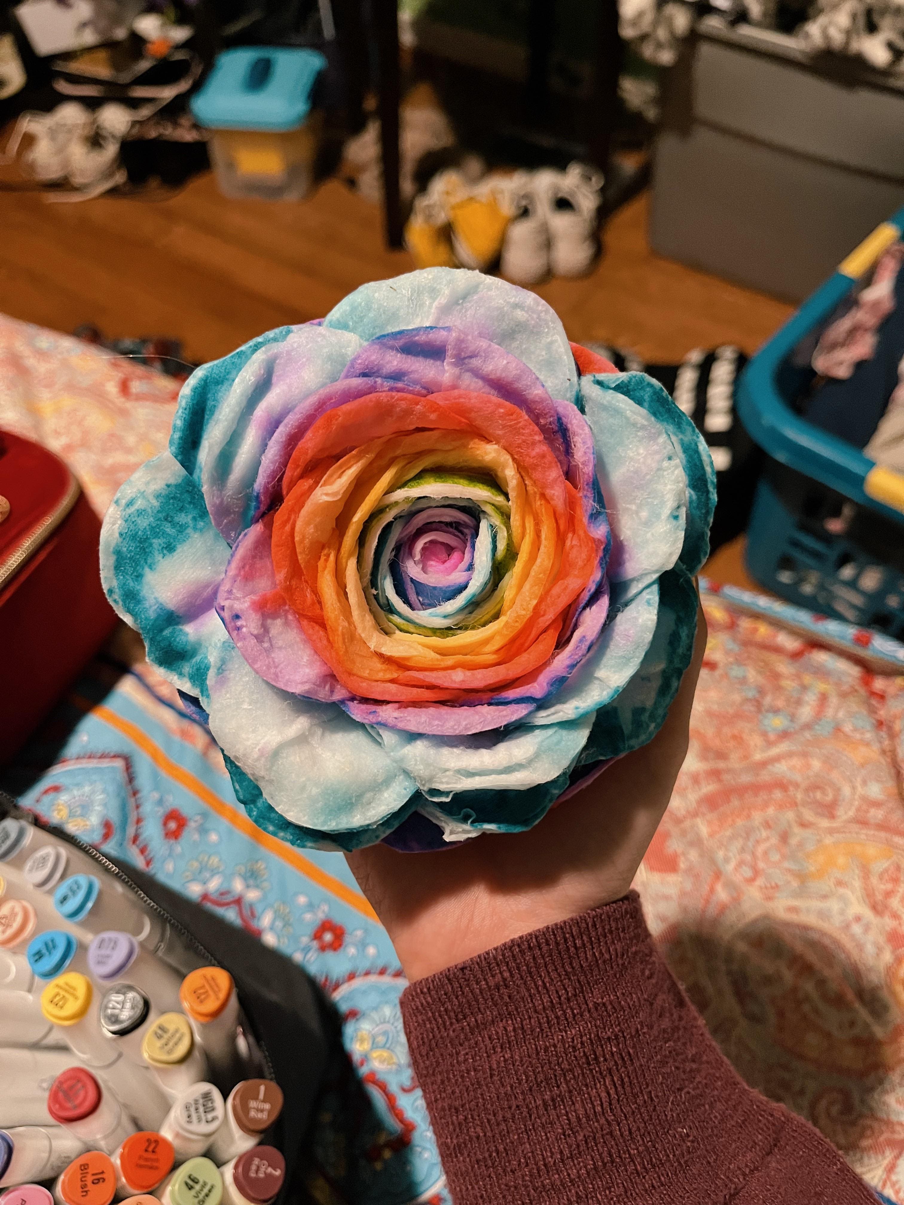 20 Genius Cotton Pad Crafts You’ll Want to Try With Kids