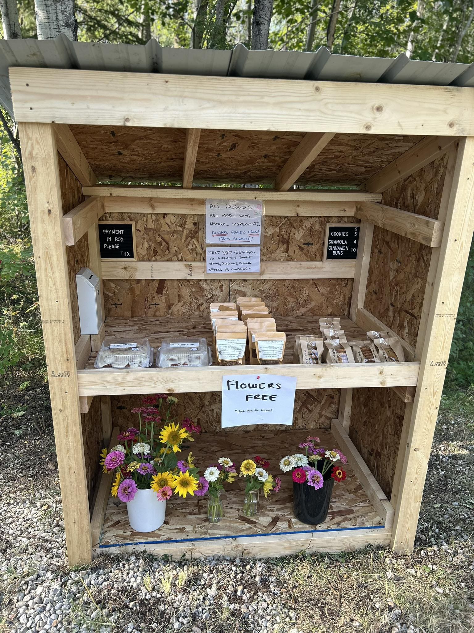 22 Charming DIY Farm Stand Ideas to Inspire Your Homestead Rustic Woodshelf Farm Stand