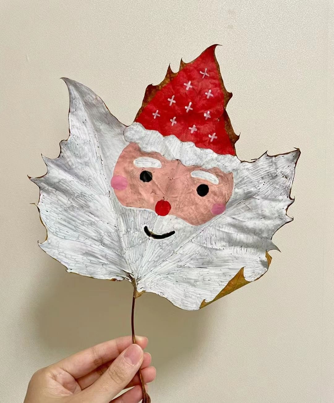 Santa Leaf Painting Craft