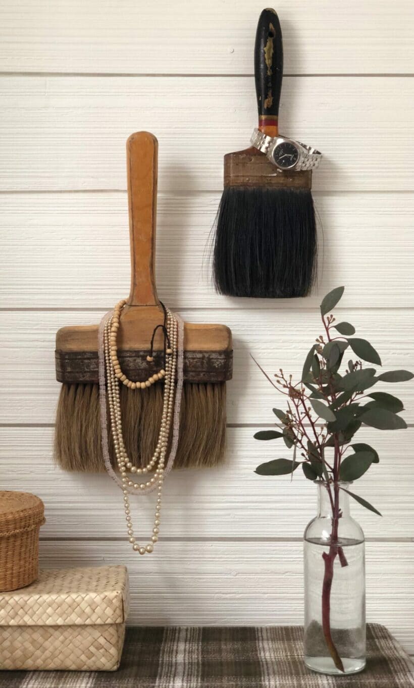 20 Brilliant Ways to Give Paint Brushes a Second Life 20 Brilliant Ways to Give Paint Brushes a Second Life