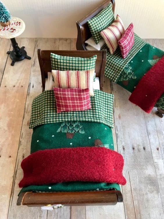 Cozy Christmas Mini Beds