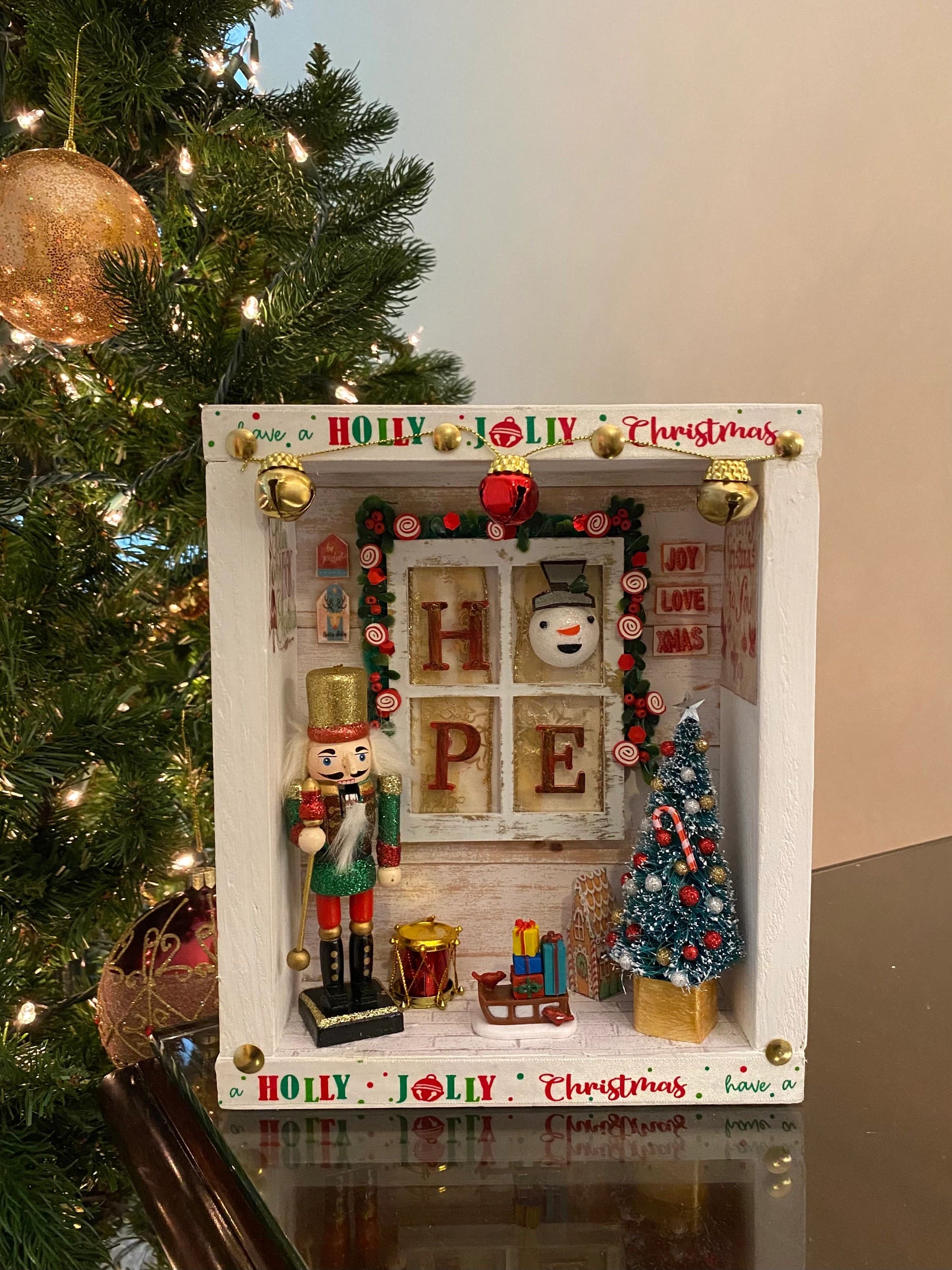 Holly Jolly Hope Box