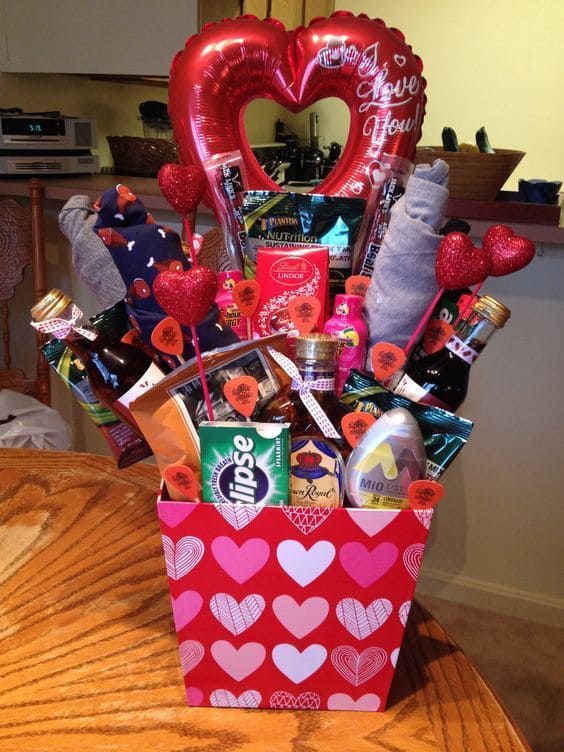 Valentines Treat and Snack Bouquet