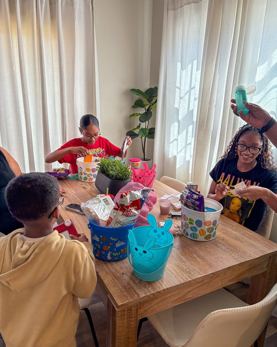 Easter Bucket Surprise Sorting Game