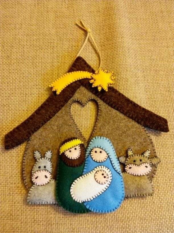 Felt Nativity Stable Wall Hanging