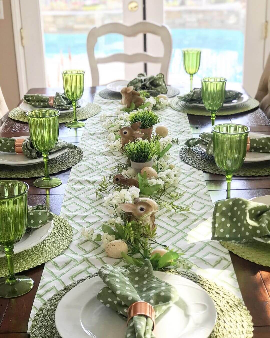 Fresh Green Bunny Garden Table