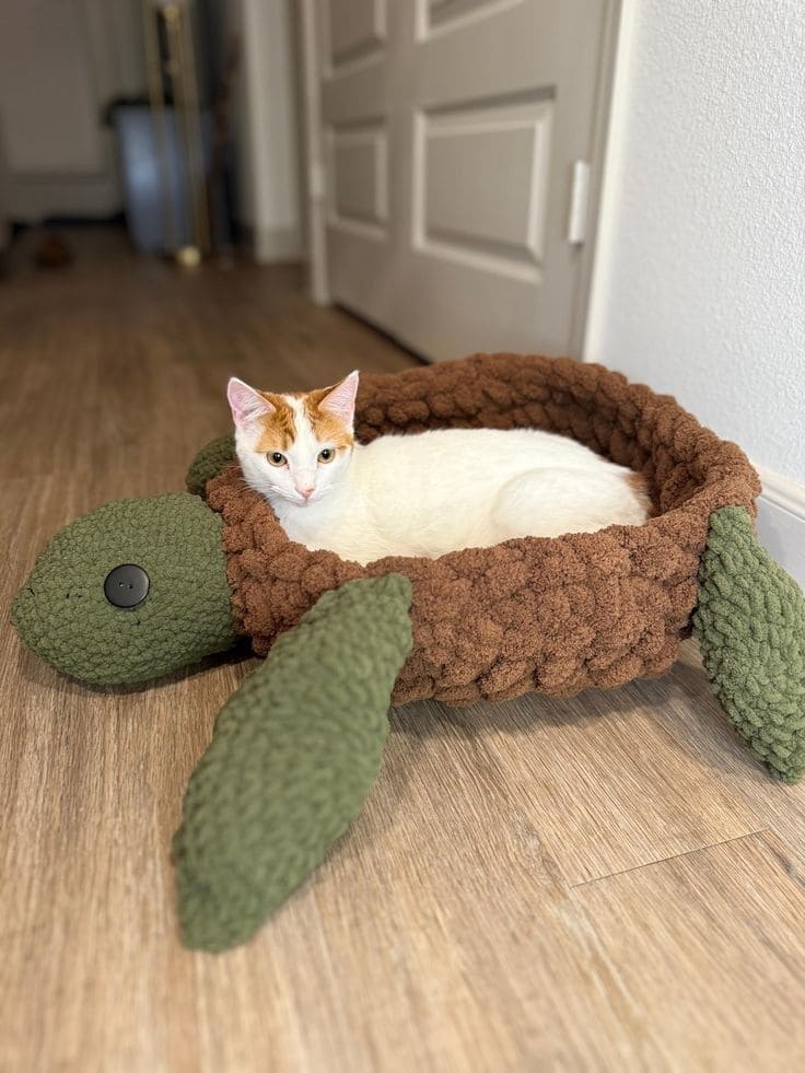 Playful Turtle-Shaped Cat Nap Bed