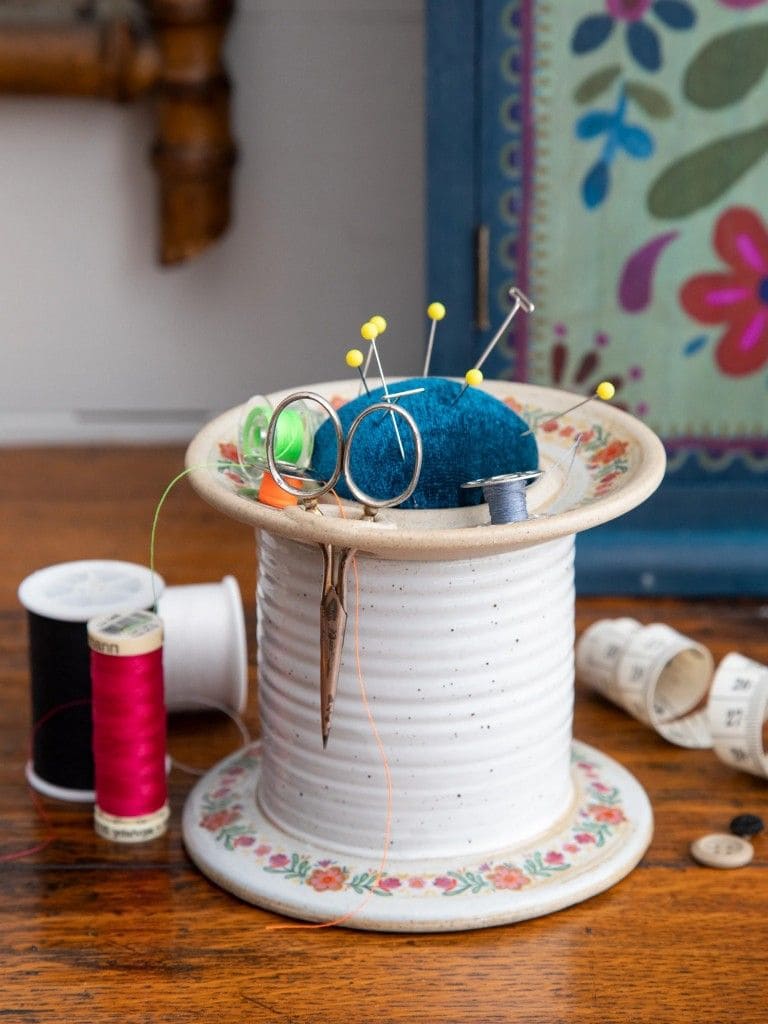 Spool Pedestal Pin Cushion Station